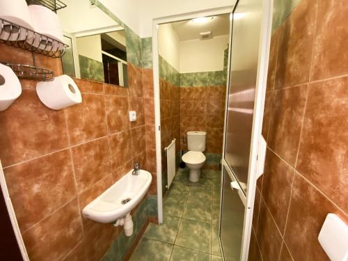 Koupelna v ubytování Hotel Koruna