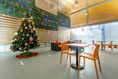 Posezení v ubytování Metro Deluxe Residences
