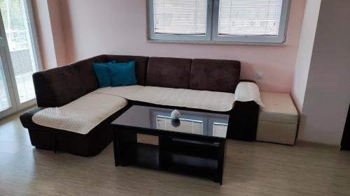 Khu vực ghế ngồi tại M&M Apartment