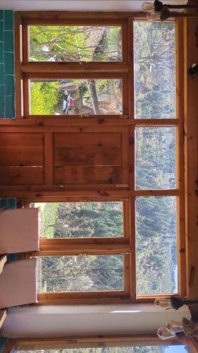 GushainiにあるGyani Homestay - Tirthanのギャラリーの写真