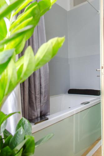 Gallery image of Bed & Blessing / Casa Borgo in Locarno