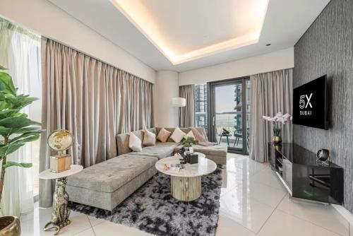 Afbeelding uit fotogalerij van FiveX High-Rise 3BR at Paramount in Sabkhah