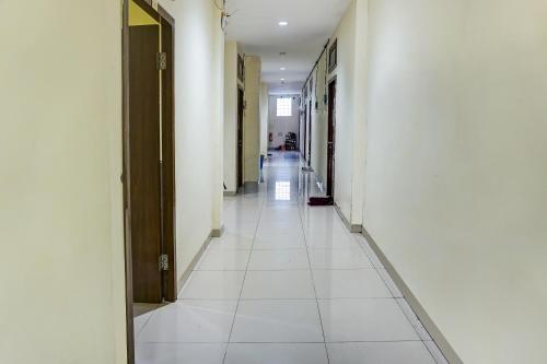 Imagen de la galería de Hotel O Kos'ta Homestay Makassar, en Makassar