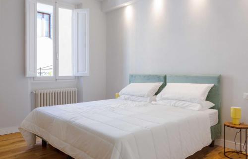 Contemporary Apartment near Lungarno Cellini