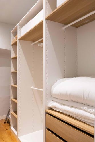 Contemporary Apartment near Lungarno Cellini