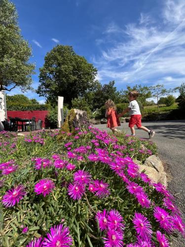 Jardín al aire libre en Au Petit Bignon