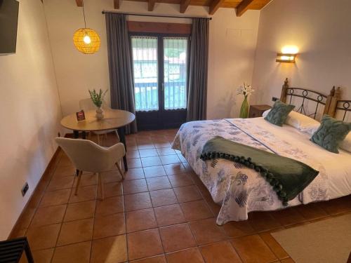 Gallery image of Hotel-Apartamento Rural Atxurra in Bermeo