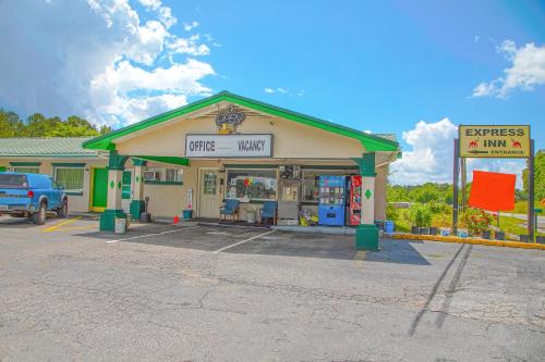 Foto da galeria de OYO Hotel Calhoun, GA I-75 em Calhoun