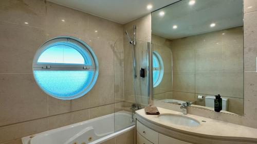 Ocean Drive - Near the beach - 14 Pax - Albufeira
