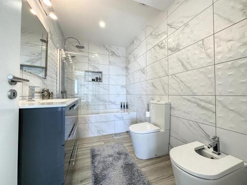 Endless Holiday 2 Bedroom Apartment Lido
