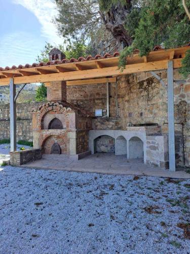Φωτογραφία από το άλμπουμ του Modern villa overlooking Mytilene στη Μυτιλήνη