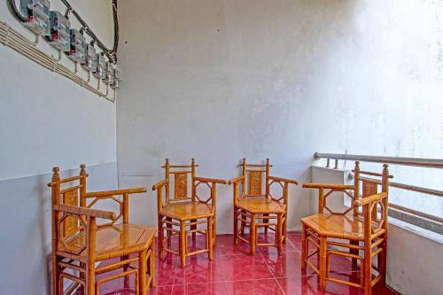 Gallery image of OYO Life 91523 Kenari Guesthouse in Kudus