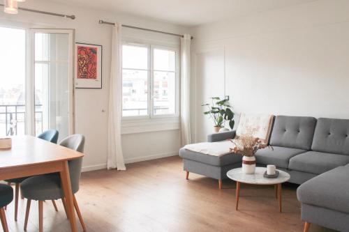 Photo de la galerie de l'établissement Flat with breathtaking views - Close stadiums, à Paris