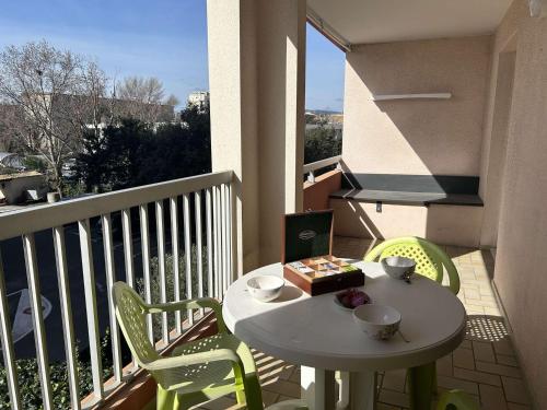 Appartement lumineux 2 pièces, terrasse au sud, parking privé à Fréjus - FR-1-226A-203