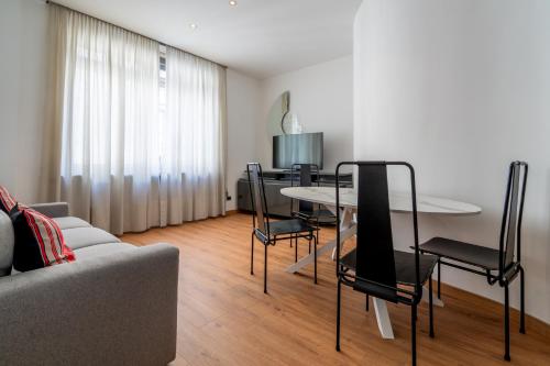 Italianflat - Elegant flat with balcony M4 Tricolore - 7 pax