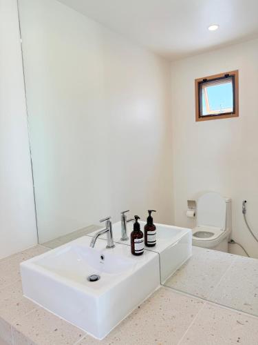 Vannituba majutusasutuses บ้านเพื่อนหัวหิน BAAN PUEAN Pool Villa