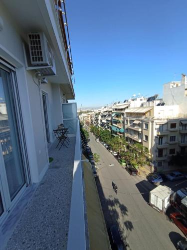Modern 2 bedroom Apartment near Kallimarmaro and Alsos
