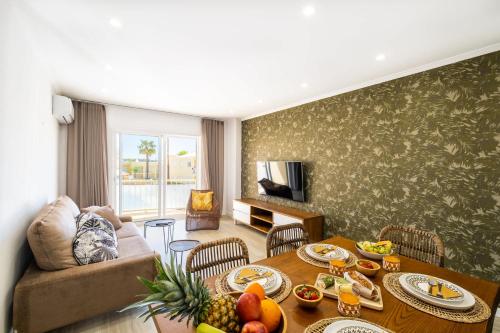 Apartment Riu - Close to bars shops and restaurants