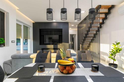 Villa Eva with pool near Medulin