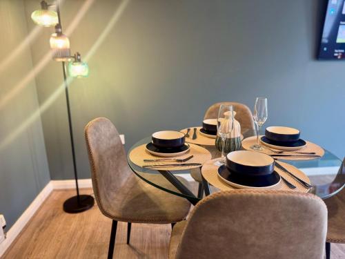 StayVa MCR -Stylish 3Bdr by Etihad and Co-op Live photo 18