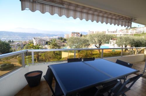 PLEIN CIEL - Appartement 5 personnes avec piscine sur la Corniche Fleurie à Nice