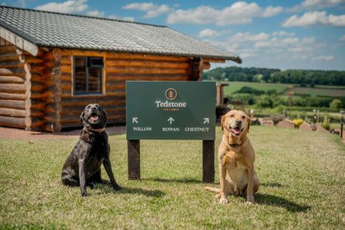 Fotografie z fotogalerie ubytování Chestnut - Tedstone Log Cabins v destinaci Bromyard