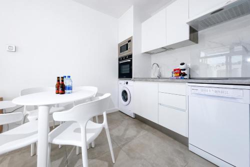 Puerto Amatista 1 - 100M to the Beach By Lanzarote Vacation Homes