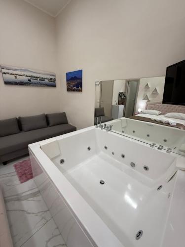 Ảnh trong thư viện ảnh của Valentino suites&terrace ở Naples