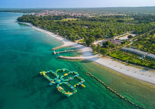 Camping Bi-Village - Eurocamp I Homair