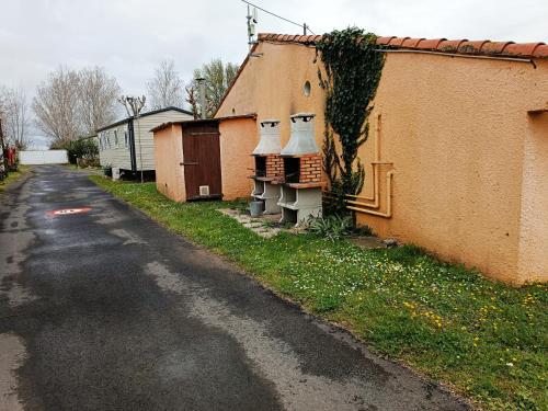 Photo de la galerie de l'établissement Mobile Home les Dahlias aux Sables du Midi Camping Siblu, à Sérignan