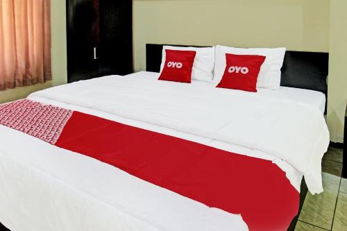 Imagen de la galería de Hotel O Unram Guest House, en Tjakranegara