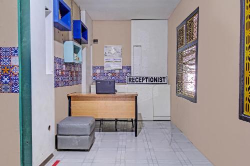 Fotografie z fotogalerie ubytování OYO Life 92032 Utama Hotel & Karaoke v destinaci Trenggalek