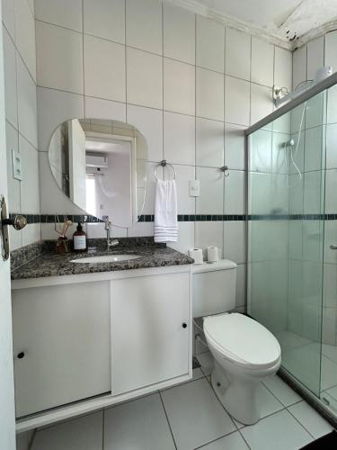 Bilik mandi di 202! apto 2 quartos melhor bairro da cidade