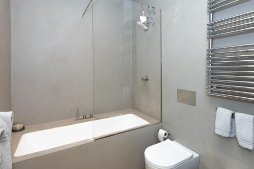 L'Home a Montecarlo 3 bedrooms near train station port photo 15