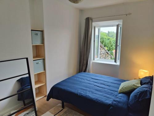 Photo de la galerie de l'établissement T2 refait à neuf, calme avec vue, au Puy-en-Velay