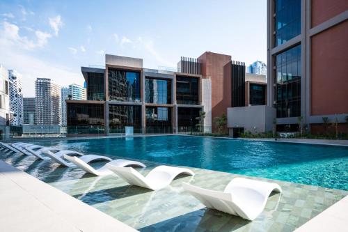 New Build Luxury with Burj View at Peninsula 5, Business Bay