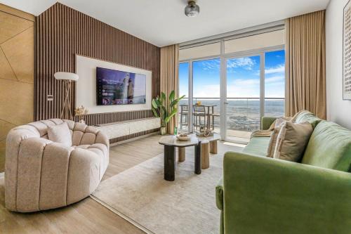 New Beach and Creek View 2BR in Palace Residences