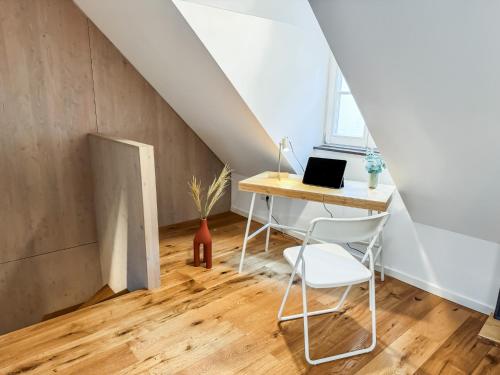 Televisyen dan/atau pusat hiburan di Downtown Hideaway - Urlaub deluxe in Landshut