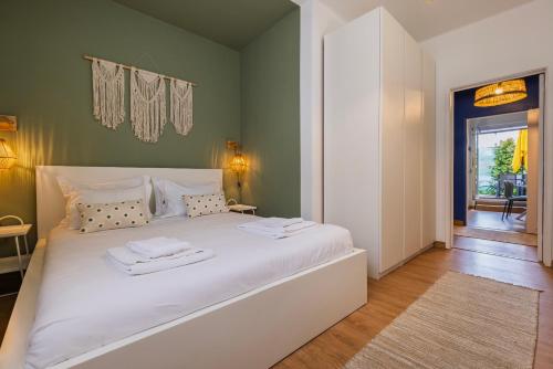 Central Cascais Terrace Apartment