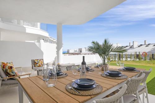 VIVI Homes - Julicasa - pool - big garden - terrace