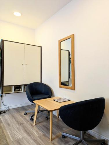 Gallery image of Yellow Door Hotels in Abuja