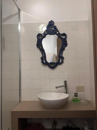 Koupelna v ubytování Lanternone nel Borgo - Appartamento di Charme con Giardino