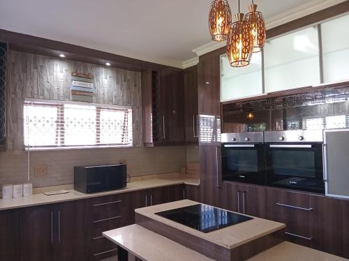 Dapur atau dapur kecil di Le Classic A Montclair
