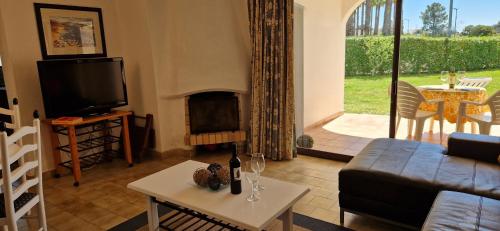 Sao Rafael Village 2 Bedroom with a Pool