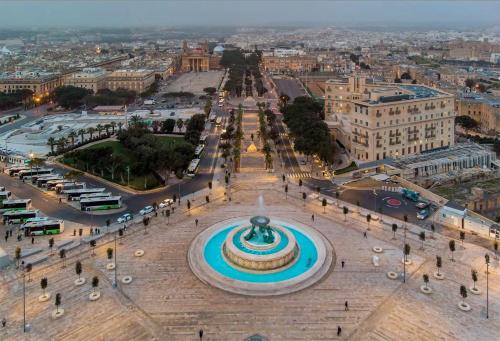 Άποψη από ψηλά του Valletta Door