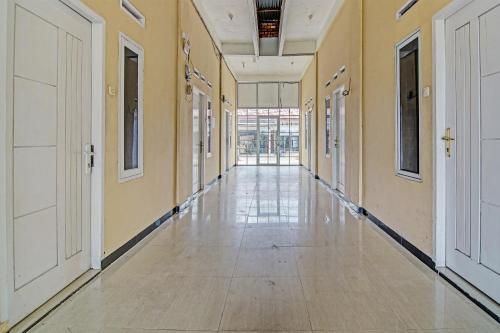 Φωτογραφία από το άλμπουμ του Hotel O Lucky Guesthouse σε Kubang