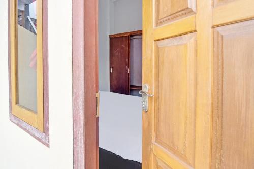 Fotografie z fotogalerie ubytování Hotel O Susupuan KostNearTaman Deki Lestari v destinaci Tondano