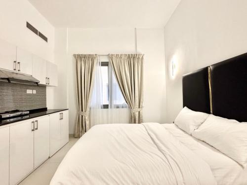 Al Manara Classic Executive Studio