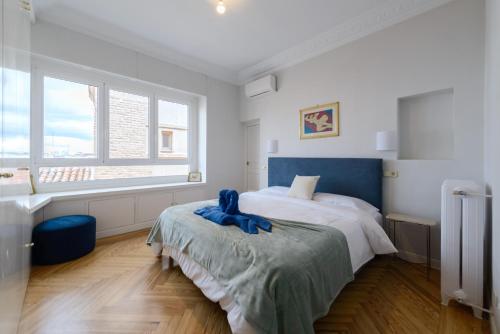 Apartamento con vistas impresionantes 170m2 muy amplio y lujoso- 1 Min Plaza Mayor