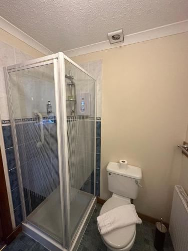 Gallery image of OYO Mackay's Travel Lodge Hotel in Strathpeffer